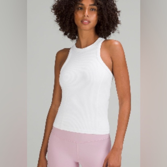 Lululemon - Ribbed Nulu Racerback Yoga Tank Top, size 4 - Picture 1 of 10